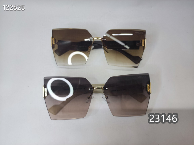 Versace Glasses xhx 1 (3)